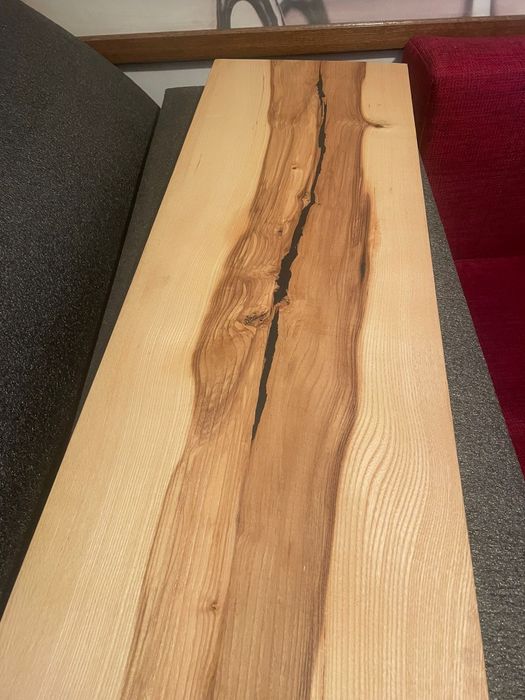 Vând trepte de frasin