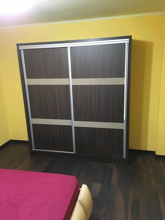 Dressing dulap wenge usi glisante