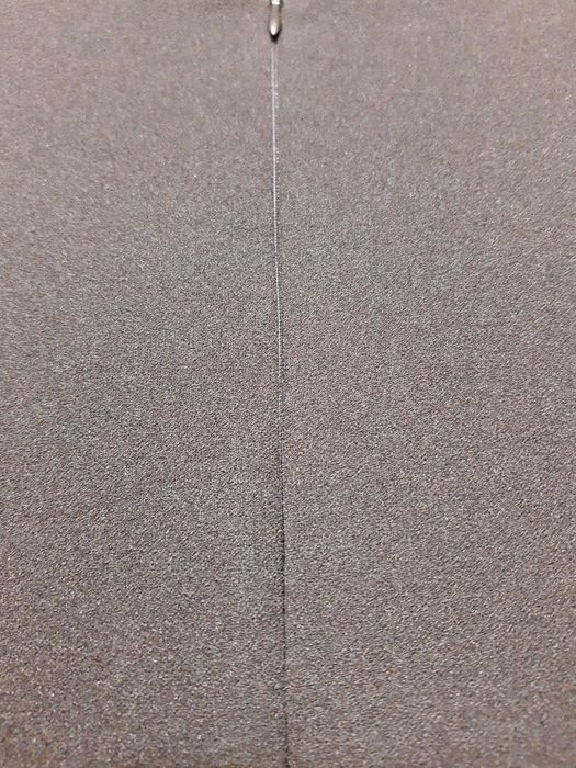 Разкроена дълга рокля