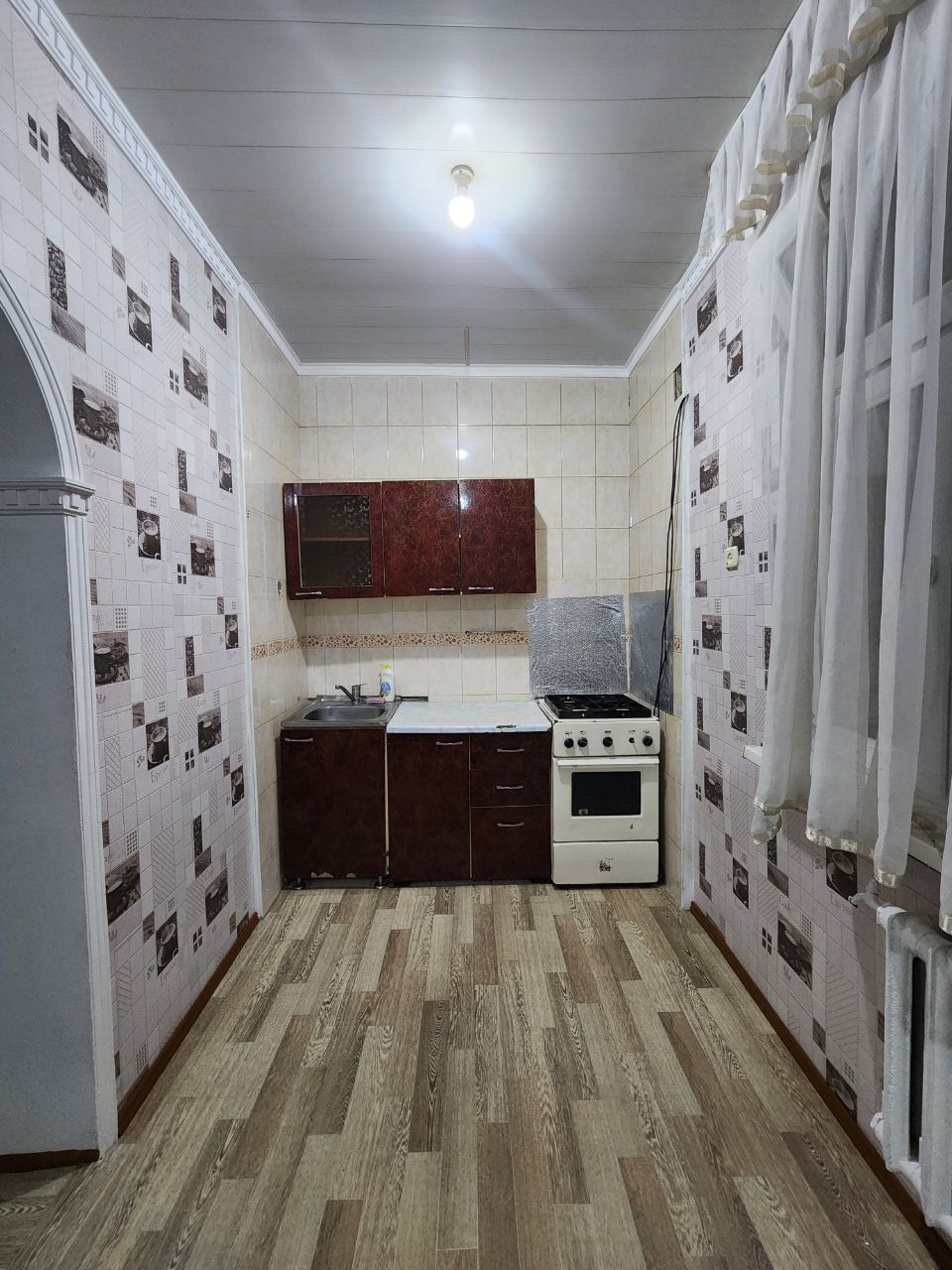 Срочно продаётся 58 квм 2 в 3  комнатная квартира за 55500