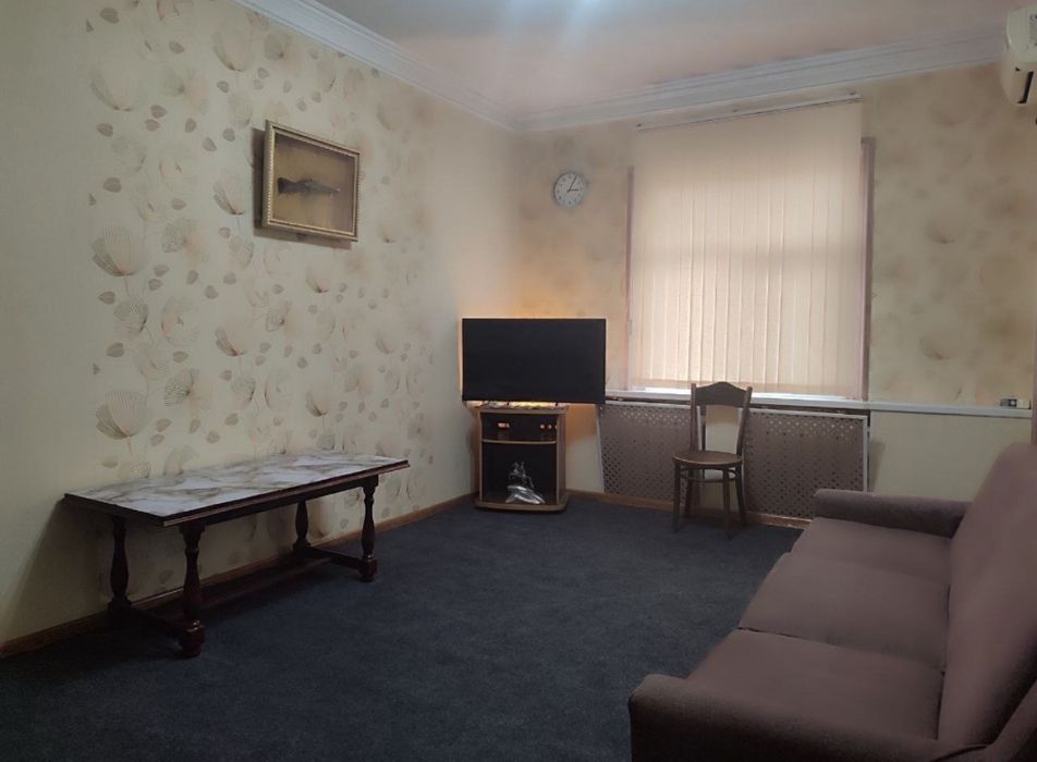 Юнусабад -1 Шахристанская 1 комн.квартира с обстановкой