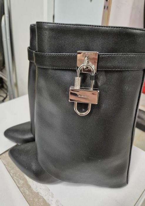 Боти  ,,Givenchy" черни