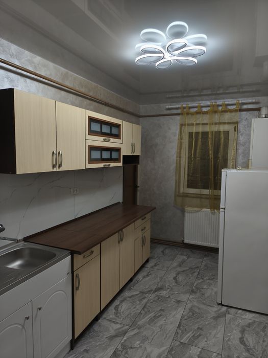 Vând apartament ap cu două camere in cartierul Maguri