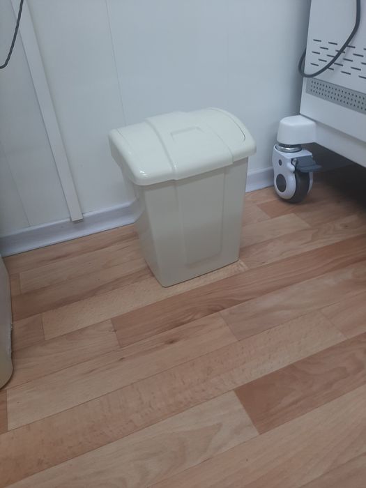 Продам мусорку 1000тг