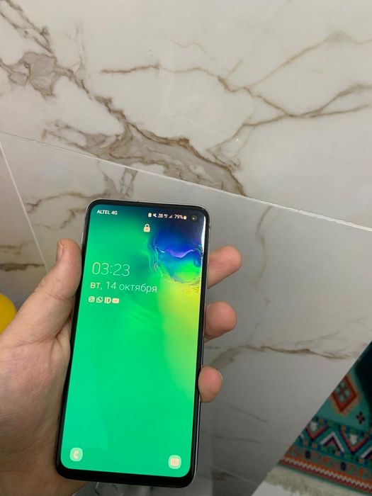 Samsung Galaxy S10e