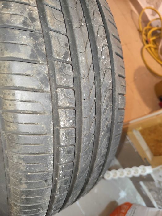 Pirelli SV 235/55/19