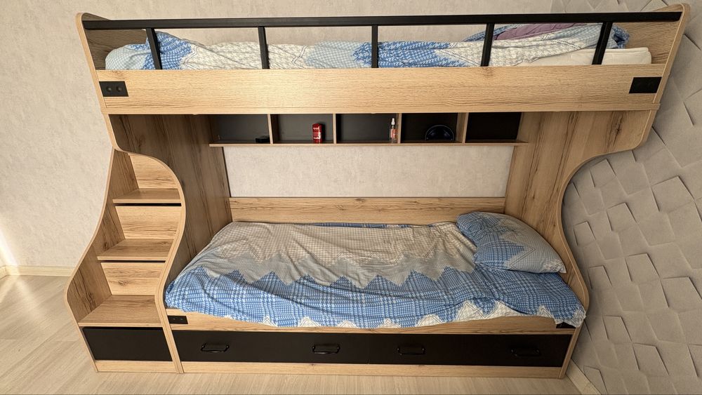 Срочно Продам детский гарнитур