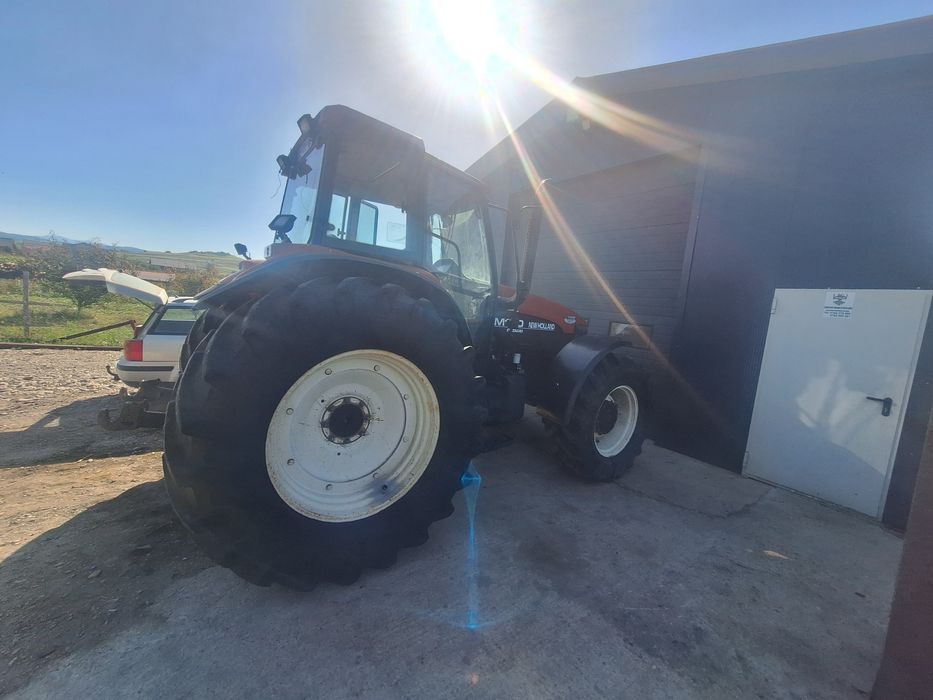 New Holland M 160 vând