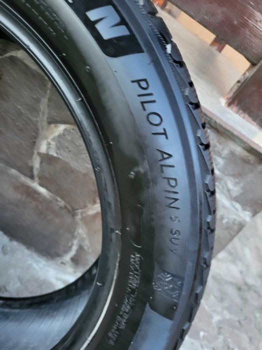 Anvelope/Cauciucuri iarna 235 55 19/255 50 19 Michelin Pilot Alpin 5 S