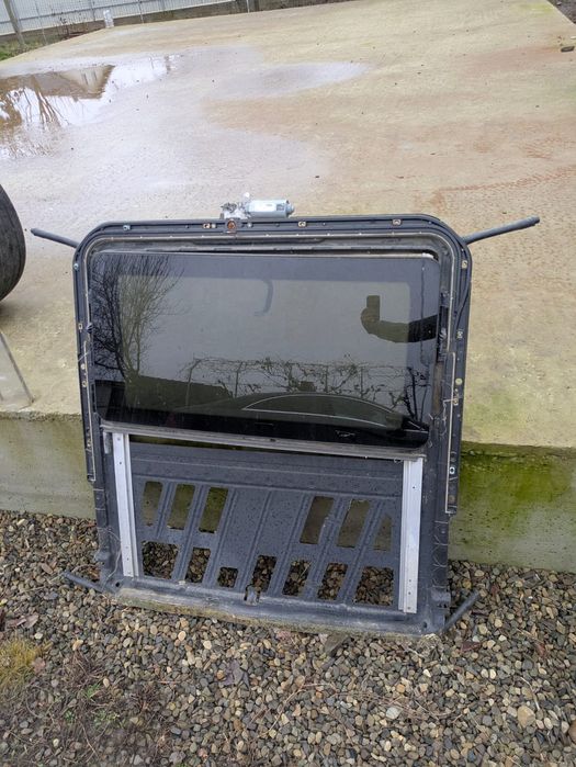 Trapă Mercedes ClS aripa stânga