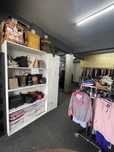 Stender mobilier Marfa haine second hand sortata