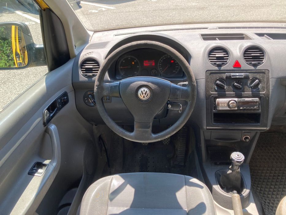 Vând Vw Caddy-2007 ; 2.0 Diesel