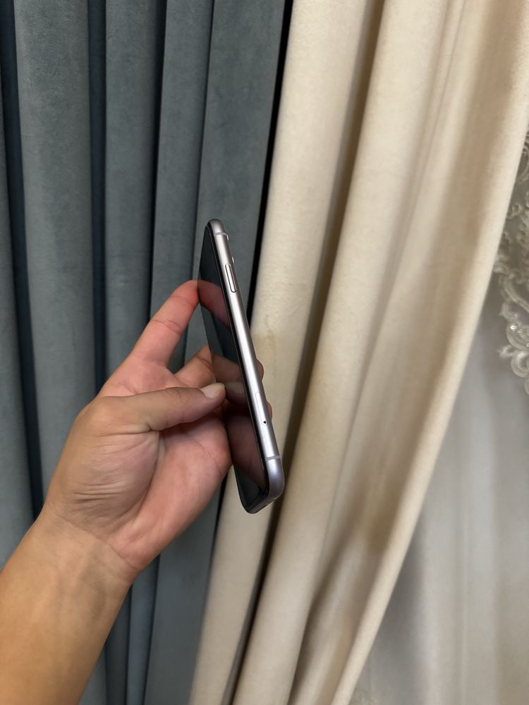 iPhone 11 86% Емкость