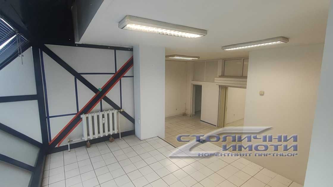 Дава се под наем Офис в София, Център - 60 кв.м за 510 € - Снимка #3