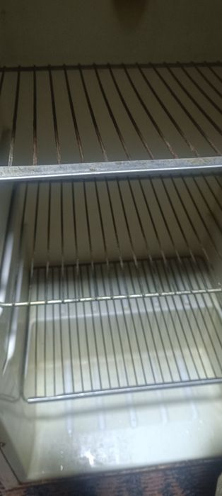 Продается холодильник срочно б/у в рабочем состоянии