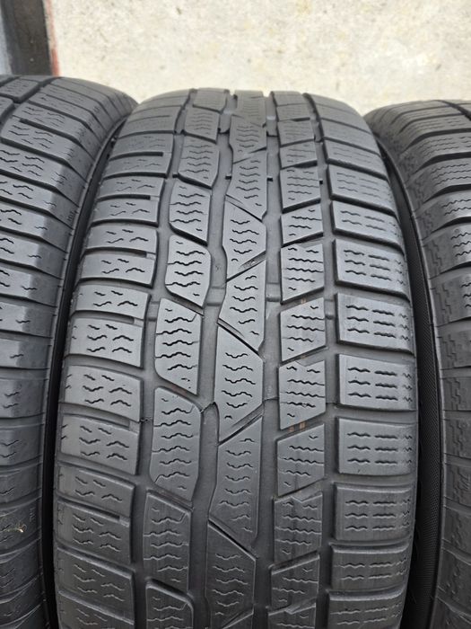 Vând patru anvelope de iarna continental 205 60 16 dot 3121