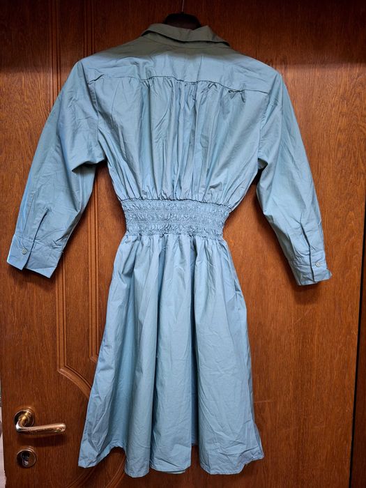 Къса рокля с тричетвъртен ръкав