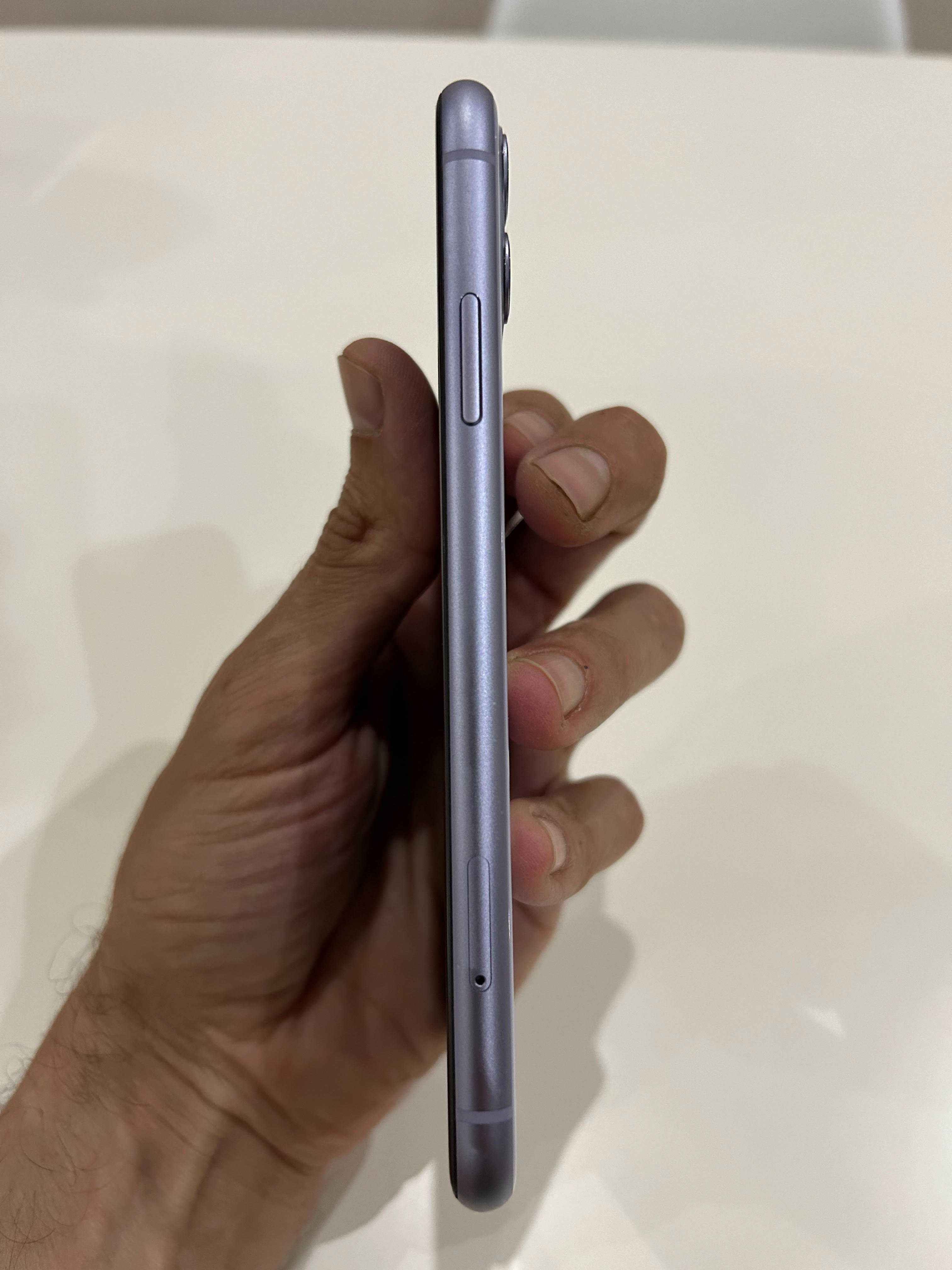 Iphone 11 Purple 64 GB, second in stare foarte buna