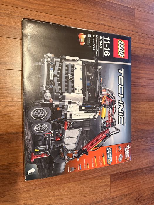 LEGO Technic Mercedes-Benz Arocs 3245 – Sigilat, Nou, Colecție, Rar