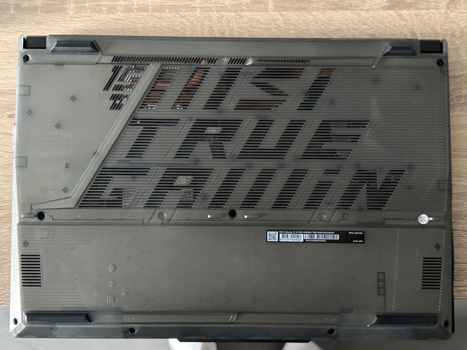 MSI Cyborg 15 A12V RTX 4045 2023