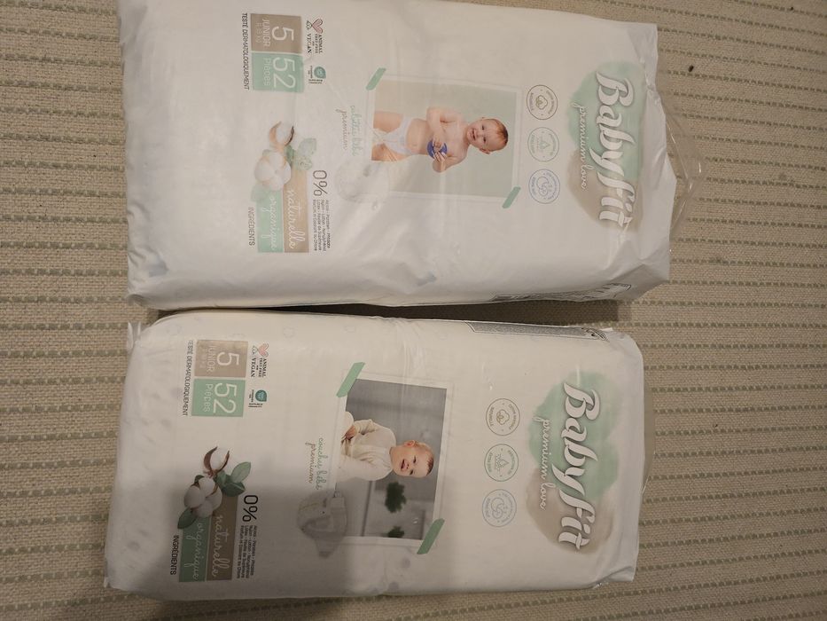 Lot scutece si chilotel BabyFit mas 5 2 bax sigilate 104 buc