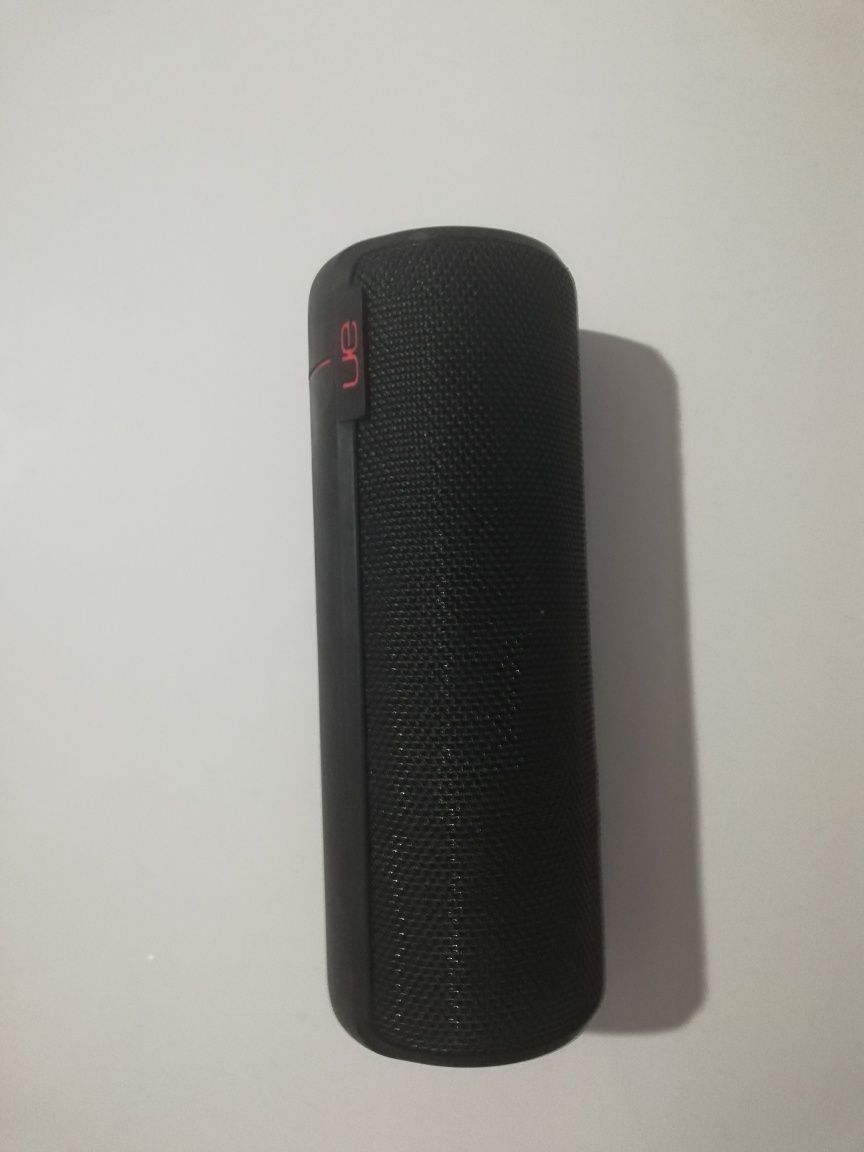 Boxa wireless rezistenta la apa