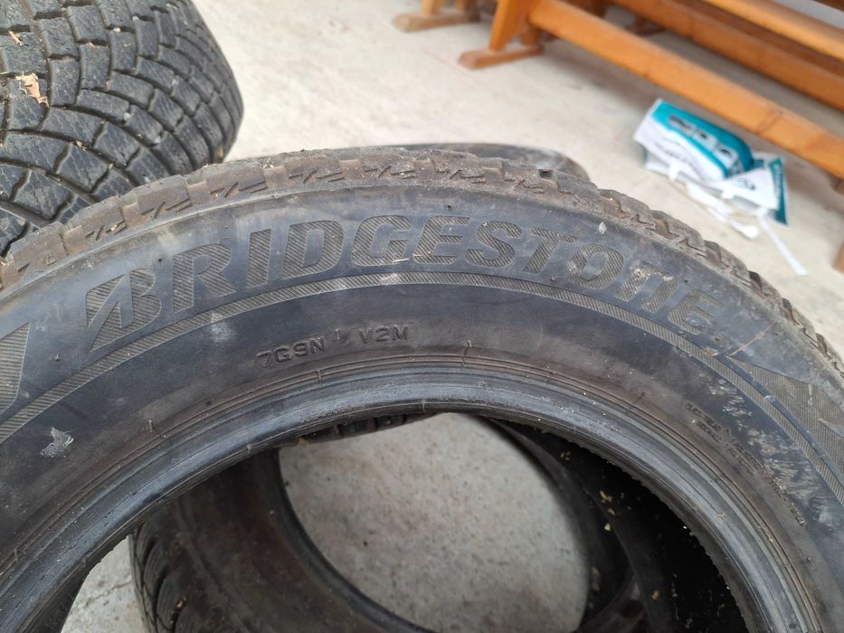 Зимни гуми Bridgestone