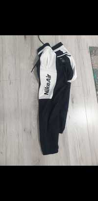 Vand pantaloni nike