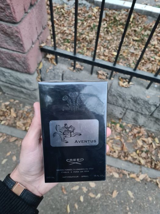 Продам духи creed aventus 120ml 4 fl.oz.