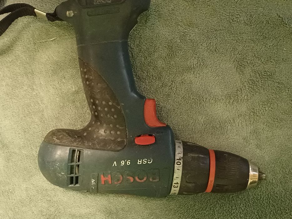 Corp filetanta Bosch 9,6v in stare buna de functionare


#1


#1