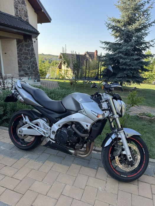 Motocicleta Suzuki GSR600, injectie!!