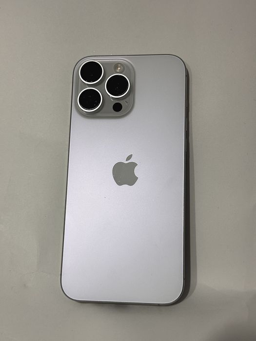 Iphone 16 pro max 512 gb sotiladi rangi oq