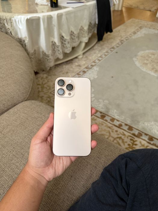 İphone 16 pro max desert titanium 256 GB