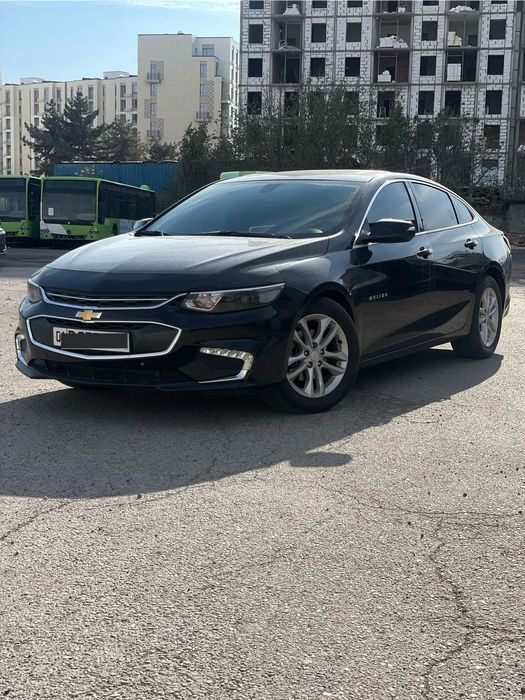 Malibu 2 avtomobili sotiladi !