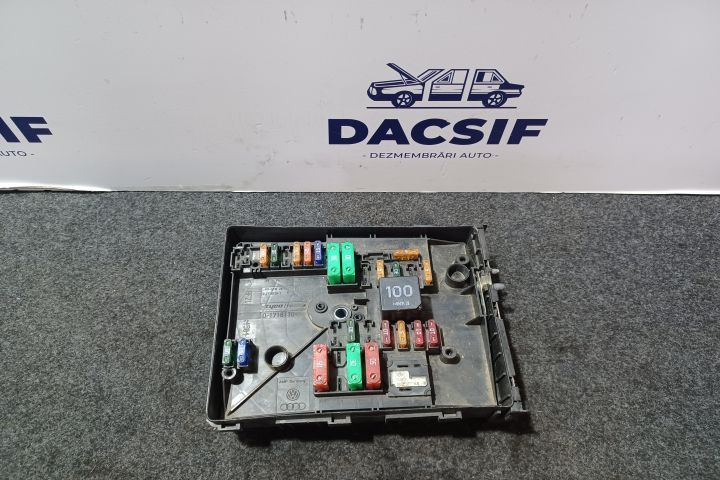 Panou sigurante motor 1K0937125C Volkswagen VW Touran 1 [facelift] [2