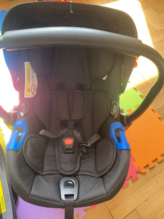 Комбинирана детска количка 3в1 Zummi - черно и златно