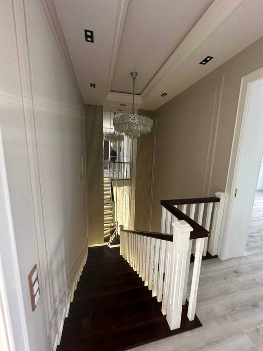 Neo-Classica 2 сот Центр ул. Никитина  350 м². Центр. Элитная Махалля