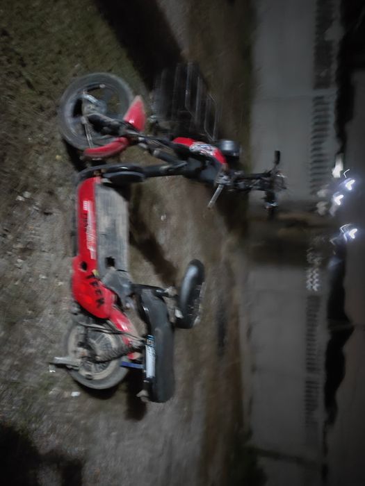 Электро скутер продам