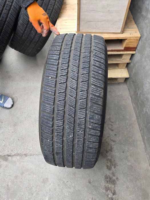 Продается шины michelin R20