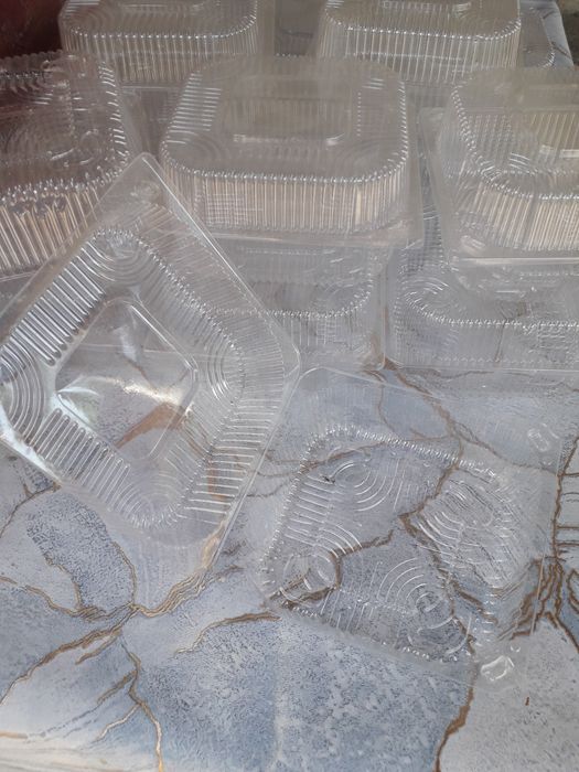 контейнера для продуктов