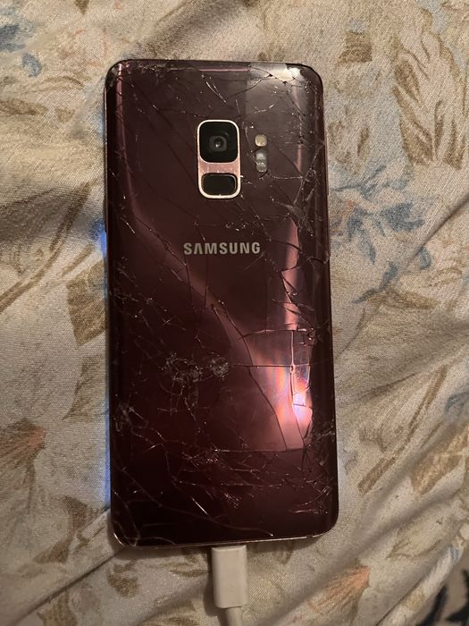 Samsung s9 фиолетовый