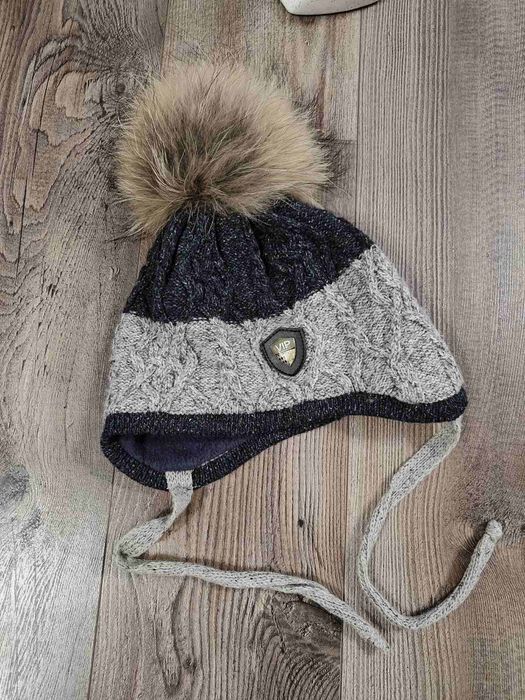 Зимна шапка Майорал с естествен косъм