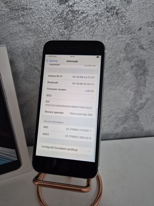 IPhone SE 2 Alb 64GB.