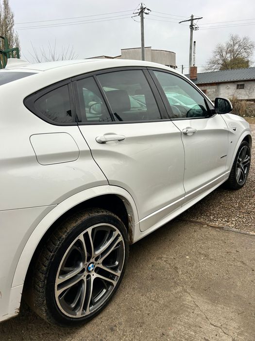 Fuzetă dreapta față BMW X4 F26 2.0 D 190 cp XDrive