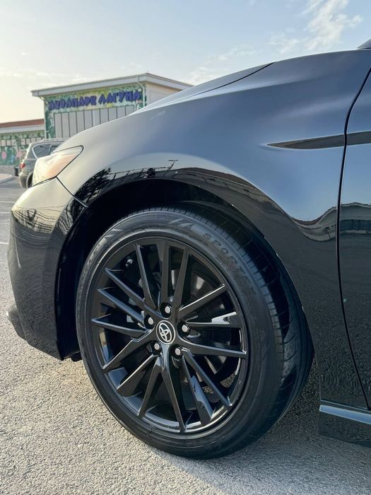 Продам диски с резиной на Камри