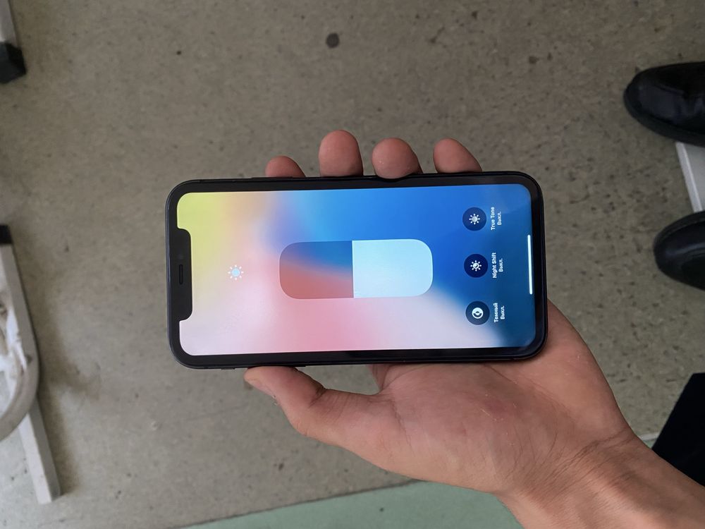 iphone 11 Xolat Yaxsh