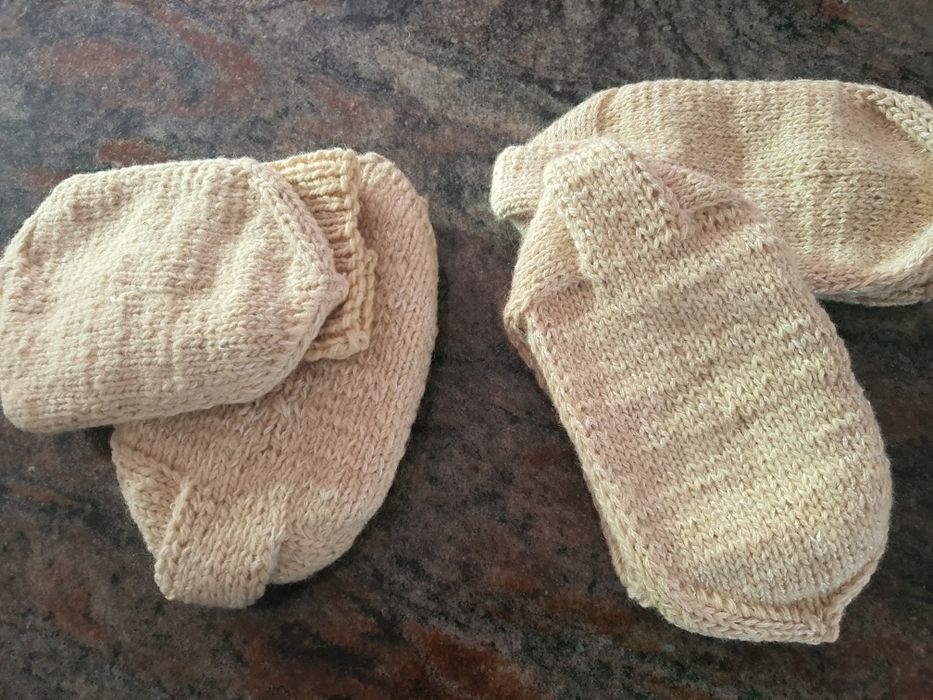 Домашни вълнени чорапи