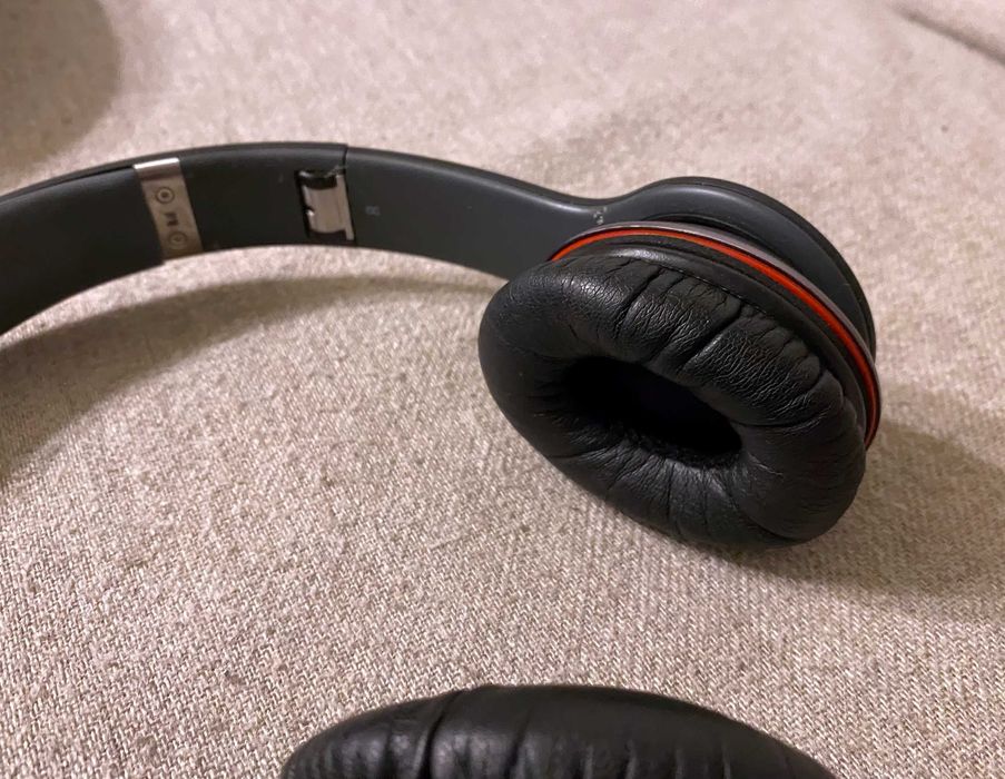 Casti Beats by Dr Dre Solo HD originale pliabile  husa si cablu audio
