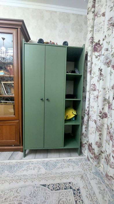 Кровать и шкаф детская икеа дерево