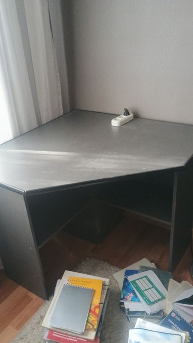 Стол ученический бу в хорошем состоянии